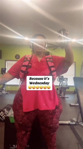 Hippnotic on Instagram: "Call Who 😜😜😜😜😜😜 #yourfavoritesbbw #babyboo"