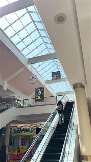 Fire alarm at Square One Mall Saugus Massachusetts Simplex