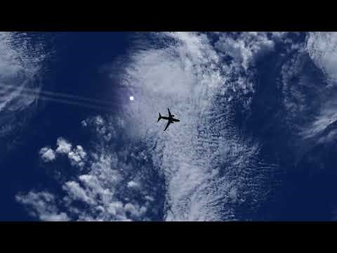 「シーズン・イン・ザ・サン」・TUBE - YouTube