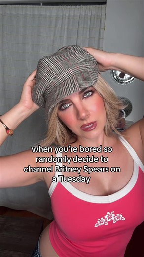 I’m available for the Britney biopic 🫡 (This is a joke. I actually could never dance like her to save my life 😂😂) #90s #2000s