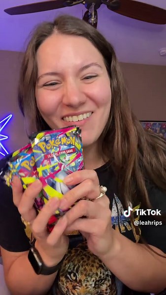 Gardevoir Mega Evolution: Pokemon Center Highlights