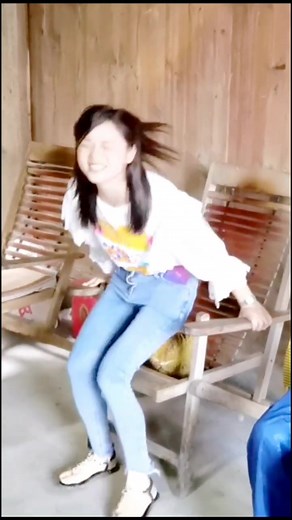 Grandpa calls granddaughter a chair.#tiktok #funnyvideos #lol #funny #foryou #niece