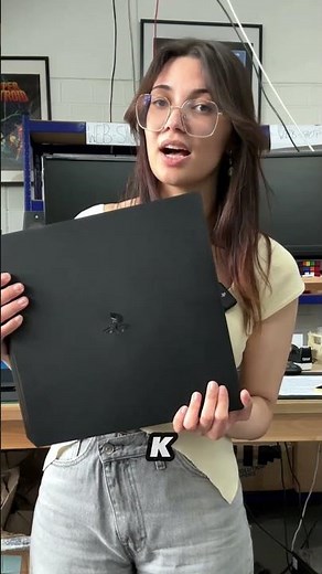 PlayStation 4 Slim vs Pro - Kompakt oder 4K Power?! 🤔🎮