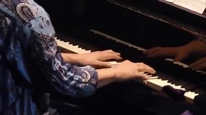 日本国宝级乐队Tsquare 在35年音乐会上的 sunnyside现场版