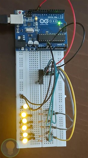 6 LEDs, 1 Arduino, 1 NOT Gate – Alternating Blink Effect ⚡ #electronics