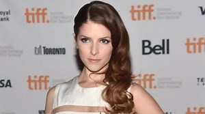 Anna Kendrick & 'Pitch Perfect 2' co-stars hit 'Woman Of The Hour' premiere