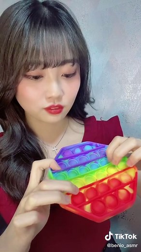 流行りのプッシュポップバブルおもちゃASMR体験