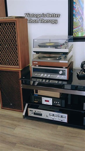 Gotta Love a Good Stereo Showroom!