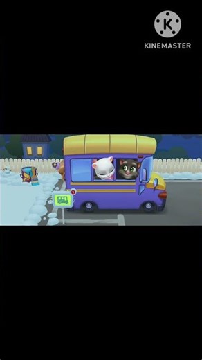 tomy aapne lance se dusri tomy ko dekhane lage