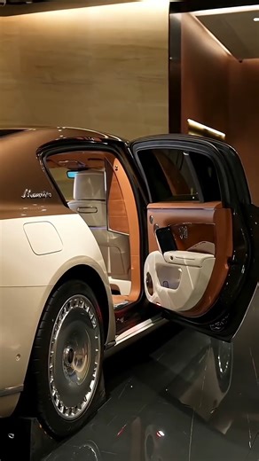 Chinese EV Export | Luxury & Tech on Instagram: "POV: You made it. The Maestro S800, powered by Huawei, is Chinese interpretation of ultimate luxury, that is now domestically the best selling luxury sedan surpassing maybach, Rolls-Royce, and some other big names in the industry. 📍 Key Specs & Figures: • Price: Starting around ¥498,000–¥598,000 RMB (~$69,000–$82,000 USD) • Overall Length: ~5,190 mm • Wheelbase: ~3,120 mm — exceptional rear legroom and cabin space • Power: Efficient hybrid / perf