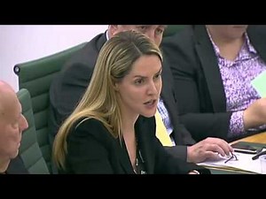 Murdoch's wife attacks pie thrower