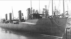 Why U.S. Destroyers Keep Getting Bigger, Heavier, and More Expensive