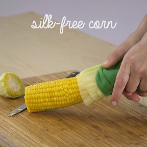 38K views · 158 reactions | This is the easiest way to cook & shuck corn – no silks! | Foodiful | Facebook