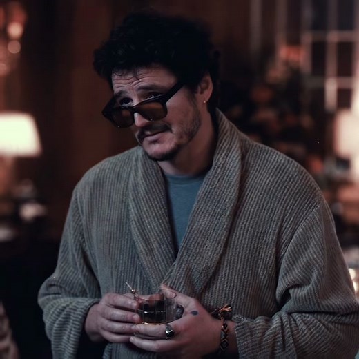 so bitter😝 [ fake everything ] #ihe4rtaep #pedropascal #thebubble #pedropascalthebubble #thelastofushbo #joelmiller #foryoupage #pedropascaledit #aftereffects #thelastofushbo #fakebody #fakeaudio