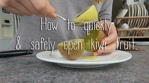 12K views · 146 reactions | Since being in New Zealand I've silently observed how brilliantly the locals open and eat kiwi fruit. I'm not even kidding! Haha!! Therefore, I bring you this video short on two quick and simple ways to *safely* open and eat kiwi!! <3 :p Huge thanks to ZESPRI® Kiwifruit for providing the kiwis. ;) xoxo | Will Travel For Vegan Food | Facebook