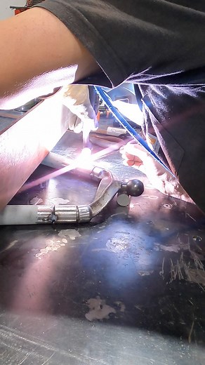 Adapting 36’ Wishbone to 32’ FORD frame @machineryhouseau | Bennetts Customs Co