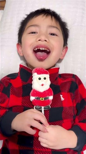 Lollipop is not allowed again 🍭🤣👶🏻