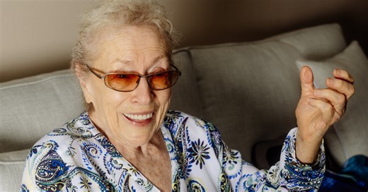 Carol Kaye Is Being Honored by the Rock Hall. She Doesn’t Care.