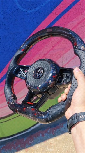 🖤 BlackorGreen 💚 In this video 📽️, I showcase some of my handcrafted carbon fiber projects. Each part goes through a complex and meticulous process — from mold preparation to final finishing. Forged carbon lamination is not just about pouring material; it is precise work with fiber structure, resin, and layering. Everything is done by hand, with full control at every stage to achieve strength, lightness, and a unique pattern. This is a craft where experience, attention to detail, and patience