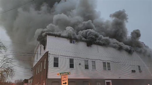 UPDATE: 6TH alarm Second building now fully involved at 116 Vine Street in Nashua for a five alarm fire. Manchester is on scene and setting up | Manchester Information