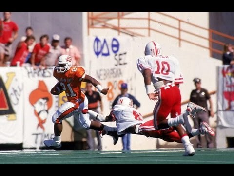 Classic Tailback - Barry Sanders Oklahoma St. Highlights
