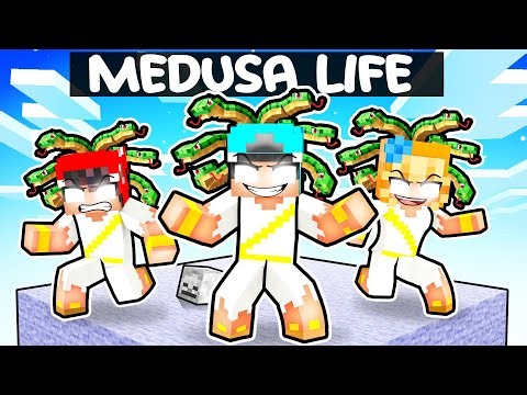 Having a MEDUSA LIFE in Minecraft!