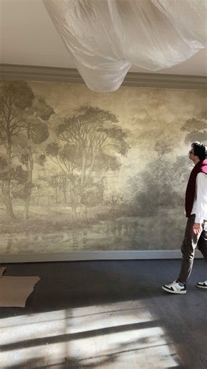 9.9K reactions · 214 comments | Bold wallpaper murals bring a level of drama you can’t get any other way, and this one might be my favorite yet. The scale, the tones, and the slight sheen all work together to create a space that feels like something out of a dream - wallpaper by @phillipjeffriesltd install by @gpwallpaperpro | Windsor Dalton Designs | Facebook