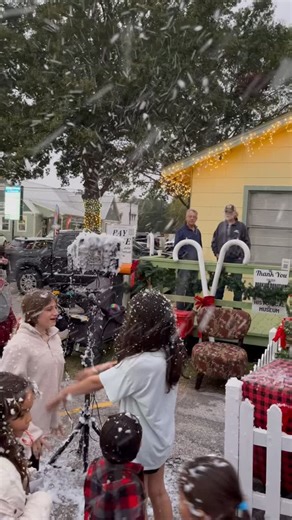 🎄 The countdown may be over, but the magic of the season is still going strong in Old Town Spring. Santa’s already made his stop, but we’ve loved every minute of celebrating the holidays with you—our wonderful community. ✨🎅💫Here’s to cozy strolls, twinkling lights, and making merry memories with the ones we love. #OldTownSpring #ChristmasEveVibes #SantaWasHere #HolidaySeason #ChristmasEve | Old Town Spring Visitors Bureau