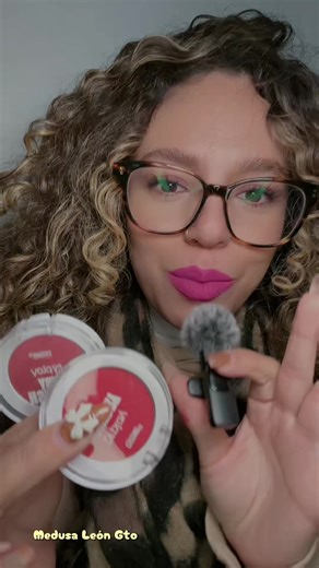 ¿Ves ese color? 👀💗 Así se ven los nuevos rubores en polvo compacto de @Cyzone Necesarios ✔️ #cyzone #swatches #makeuptiktok #blushtok #maquillajeviral