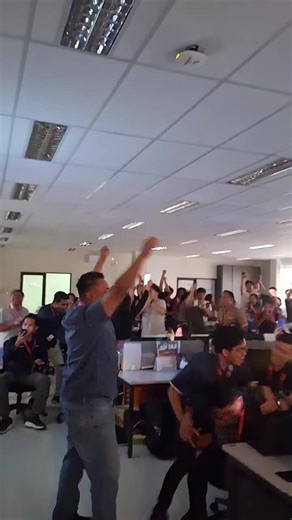 Akhirnya bisa Best Branch 🥰 #alfamidi #alfa #manado #retail #office