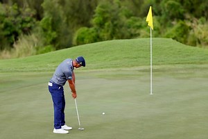 Putting with the flagstick in could be a mistake, new Golf Digest study from Cal Poly professor shows