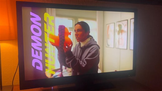 Très bonne parodie de la chanson de Kpop Demon Hunters ce soir au Bye Bye 2025 😜🇰🇷😎. #byebye #parodie #kpopdemonhunters Radio-Canada | Québec-Corée