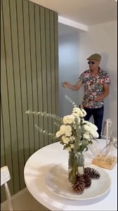 Descubre cómo el sistema corredizo MAGIC DOOR transforma tus ambientes con un diseño moderno, funcional y elegante. Ideal para optimizar espacios reducidos y darle un toque único a tu hogar. ¡La puerta que desaparece mágicamente al deslizarse! 🔥 #MagicDoor #PuertaCorrediza #DiseñoDeInteriores #DecoraciónDeHogar #OptimizaciónDeEspacios #PuertasModernas #HogarInteligente #ArquitecturaDeInteriores #EstiloDeVida #EspaciosFuncionales #SlidingDoor #MagicDoor #InteriorDesign #HomeDecor #ModernDoors #S