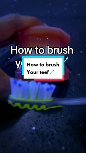 ✨This is called the modified bass technique and really helps to remove harmful bacterial plaque and debtis from the teeth #howto #oralhygiene #oralhealth #dentalhygiene #tiktoktaughtme #hygienist