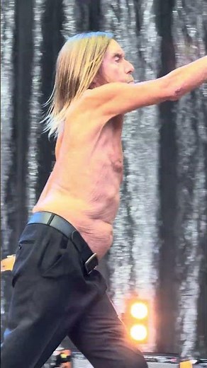 🔥⚡ Iggy Pop – in the Red Hot Chili Peppers orbit – 78 and still walking like stage danger