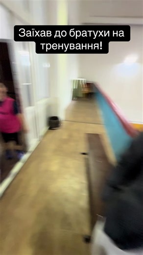 🏡 Таунхауси біля Бучанського міського парку! Ціни від 75.900 тис дол Переваги: ▪️ Газ   центральні міські комунікації ▪️Система резервного електроживлення до 12 год ▪️ 2 власних парко місця ▪️ Власний передній та задній двір ▪️Енергонезалежність та автономність від електромереж ▪️ Розтермінування до 12 місяців ▪️ Вуличні комори ▪️Відеонагляд, домофон, спорт площадка, закрита територія! ▪️Освітлена територія   Wi Fi ▪️Багато озеленення з автополивом (клени бордові та золоті, вічнозелені хвойні д