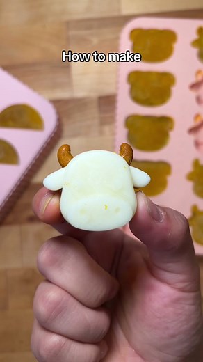 Golden Paste Recipe ⭐️ Golden Paste is great for dogs (and cats) because it is anti-fungal, anti-bacterial, and anti-inflammatory! Benefits: - Turmeric ( fresh black pepper) - anti inflammatory - Coconut Oil - anti-fungal & anti-bacterial Ingredients: - 1 1/4 cup of water - 1/2 cup turmeric - 1/3 cup coconut oil - 1/2 TBS of fresh ground pepper (not pre-ground pepper) Directions: - Add water to a pot along with turmeric - Stir occasionally - Bring to a slight simmer and remove from heat - While 