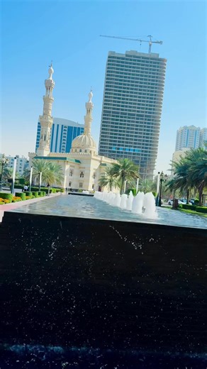 Exploring the Beautiful Mosque in Sharjah, UAE