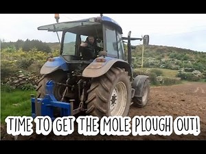 Making the most of the weather. Land Leveling & Laying Water Pipes With The Mole Plough.