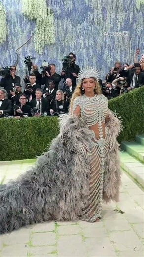 Beyonce Returns To Met Gala After A Decade