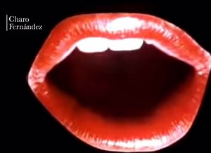 #JuevesDance La canción “Why Can’t I Be You?” de The Cure salió en 1987 como primer sencillo del álbum Kiss Me, Kiss Me, Kiss Me. Robert Smith escribió esta canción pensando en alguien que le gustaba demasiado. Habla de la frustración de querer ser alguien más, solo para acercarse a la persona que se desea. | Charo Fernández Oficial