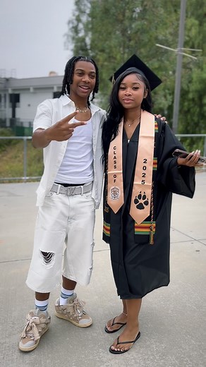 526K views · 24K reactions | My daughter last year of school drop offs. I can’t wait to see next school year reels .. HAPPY SUMMER VACATION MOMS!!! WE MADE IT 凉 | Djjaszbadd | Facebook