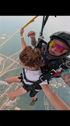 Chicagoland Skydiving Center on TikTok