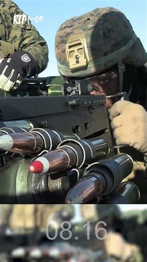 Machine gunner with instructor