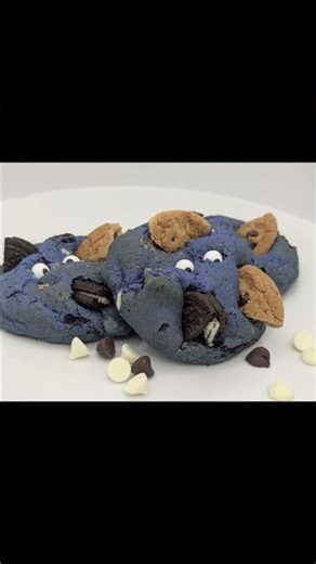 Cookie Nook Presents the making of Cookie Monster cookies!