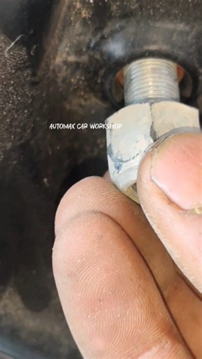 Automax Car Workshop on Instagram: "Tire wobbling problem Real problem and solution 😲😳"