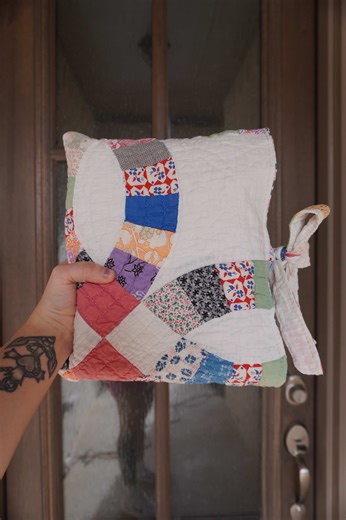 This wedding ring quilt piece made the most beautiful Bible cover! I know someone's great grandma who put blood, sweat, and tears into making this vintage quilt would be so happy it got repurposed and found a new home! This one was sold before I even got a chance to make it!! But who doesn't love just admiring quilted things? So here is a short clip of me making it. #biblecover #christiantiktok #quilted #repurposed #bookcover