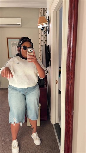OOTD izolo: Zara pants, Adidas tee, Michael Kors sneakers
