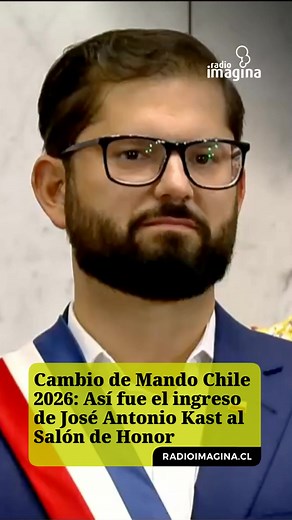 🇨🇱 En medio de la ceremonia oficial del #CambiodeMando 2026, el presidente electo #JoséAntonioKast realizó su ingreso al Salón de Honor del Congreso Nacional, en la ciudad de Valparaíso. 🔴 El momento marcó uno de los instantes más esperados de la jornada, previo al inicio de los actos protocolares que dan paso al traspaso presidencial y a una nueva etapa política para el país.