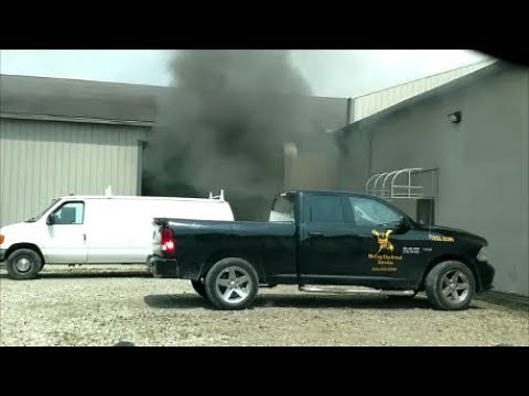 Newark Ohio Fire Department Fire Alarm Is A Working Fire. Battalion-1 Dash-cam